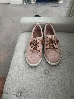 ' Pink Casual Lace-Up Sneakers